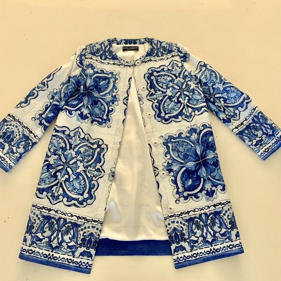 Dolce & Gabbana Jackets & Blazers - Dolce Gabbana Jacquard Majolica print coat  IT 38 $7500 NEW